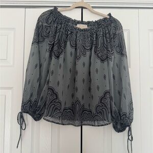 LOFT Black and Gray Patterned Blouse